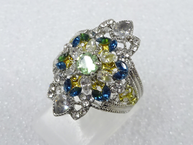 Japanese Kimono / Antique Accessories Metal